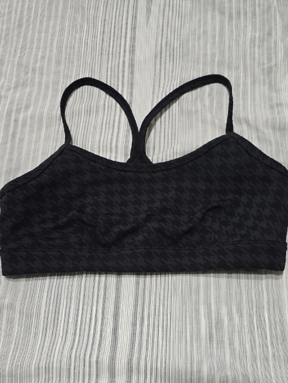 ALO Yoga Black Houndstooth Sports Bra